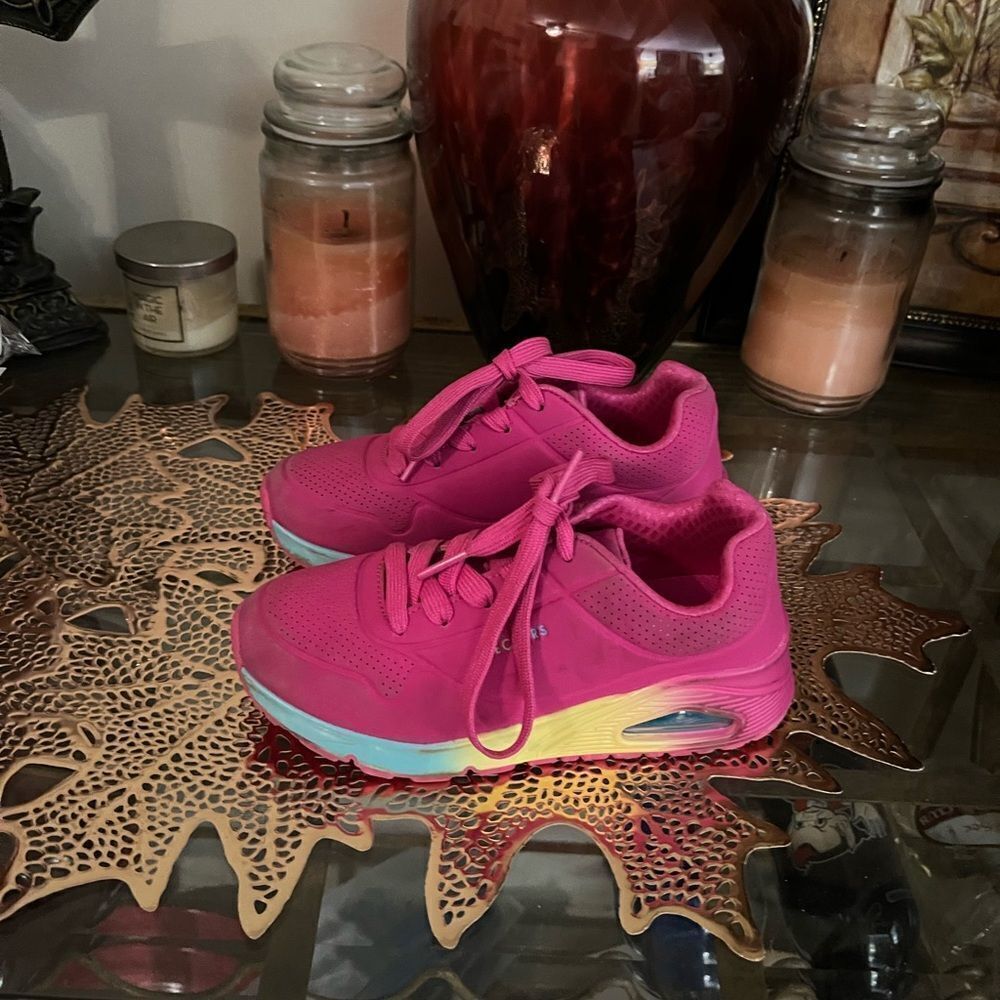 Girls Sketchers size 1 - Picture 3 of 4